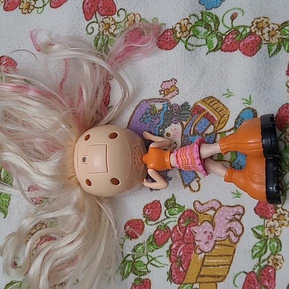 Vintage Y2K Diva Starz Alexa Doll - Picture 5 of 5